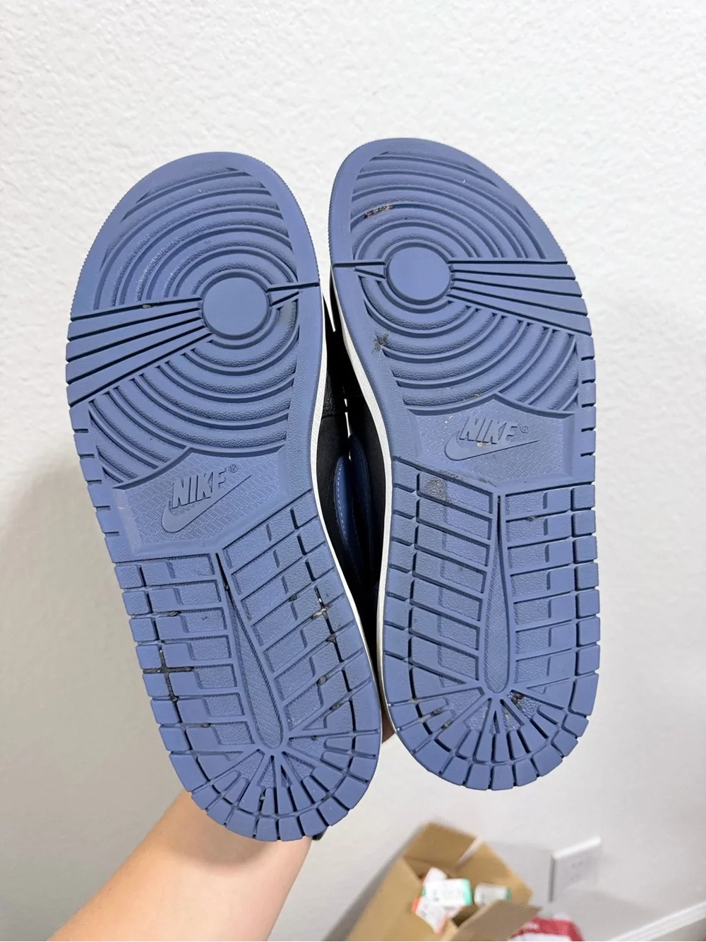 Jordan retro 1 low mystic blue